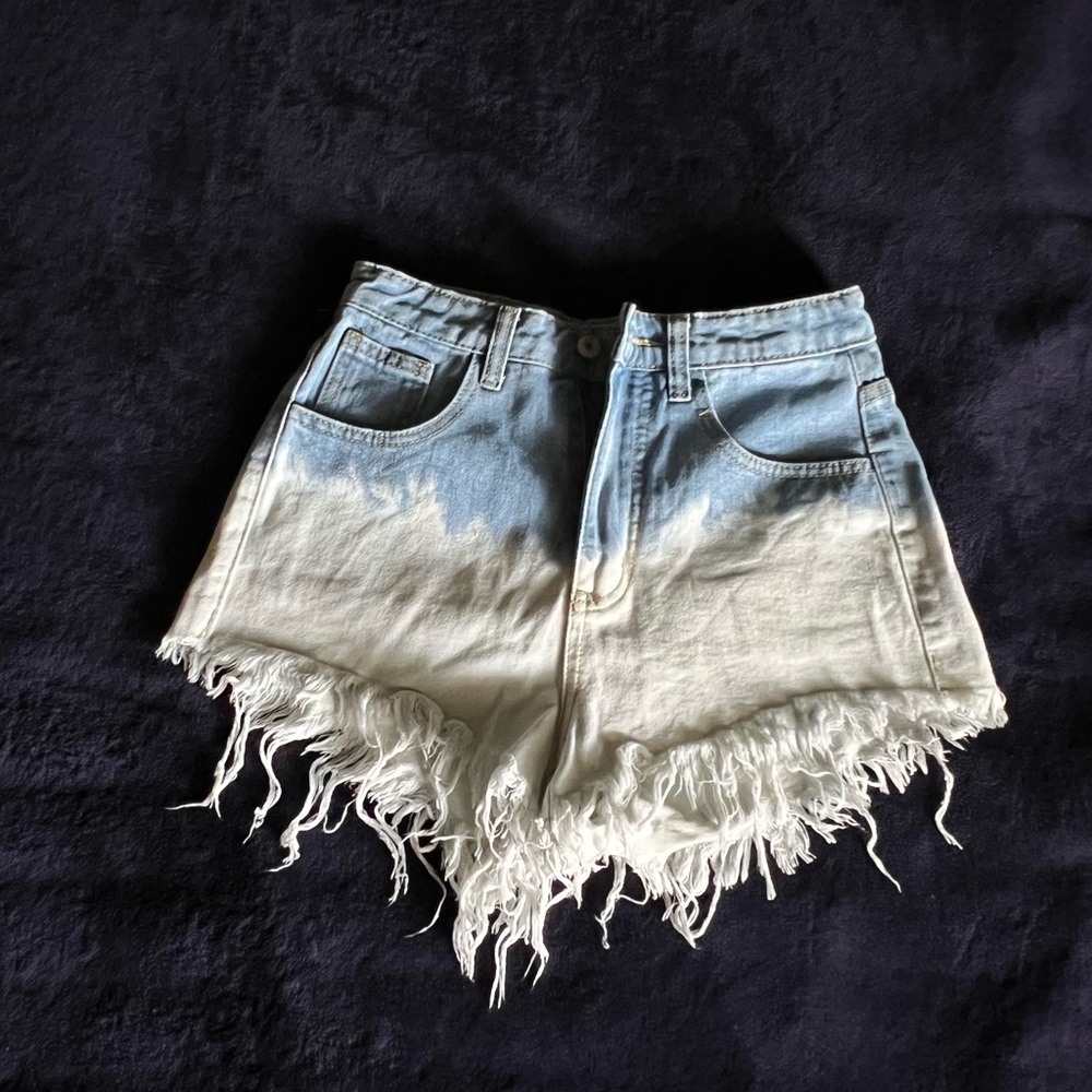 SHEIN Two Toned Denim Frayed Shorts